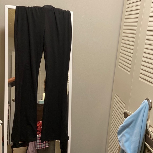 Black cross legged flare leggings - Picture 1 of 4